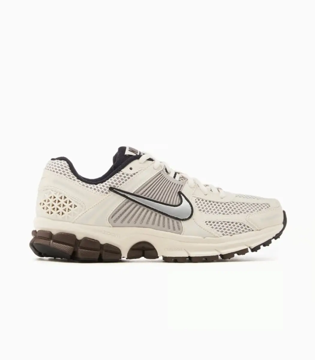 Nike Zoom Vomero 5 FJ2028-001 Sneakers