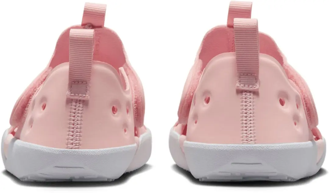 Nike Sunray Protect 4