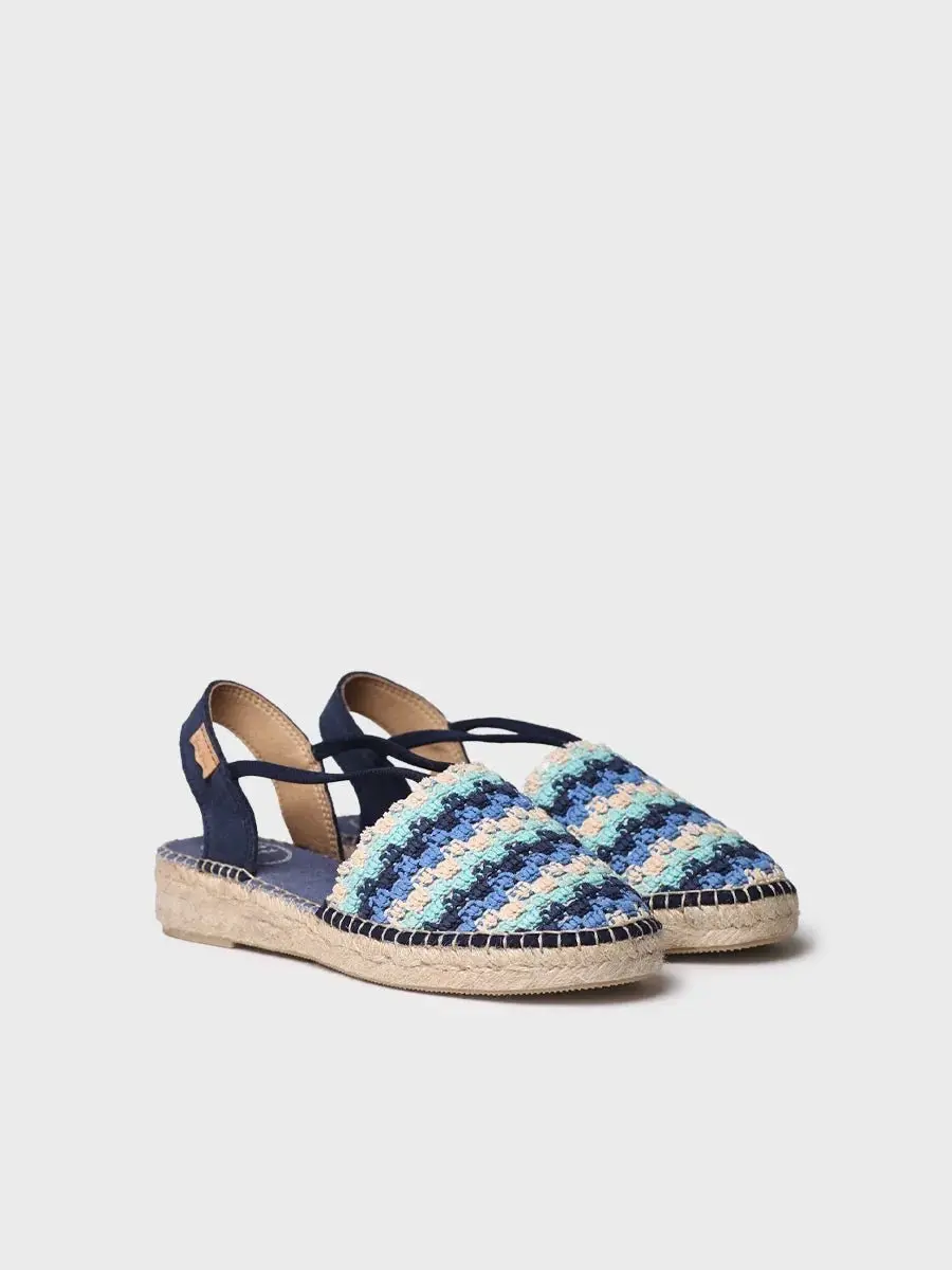 Platte espadrilles voor dames van veelkleurig haakwerk
