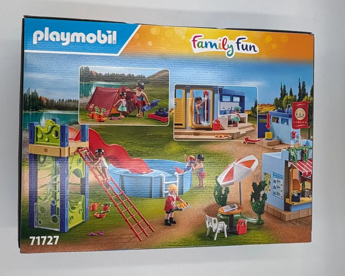 Playmobil Family Fun Camping 71727 - 269 Stuks