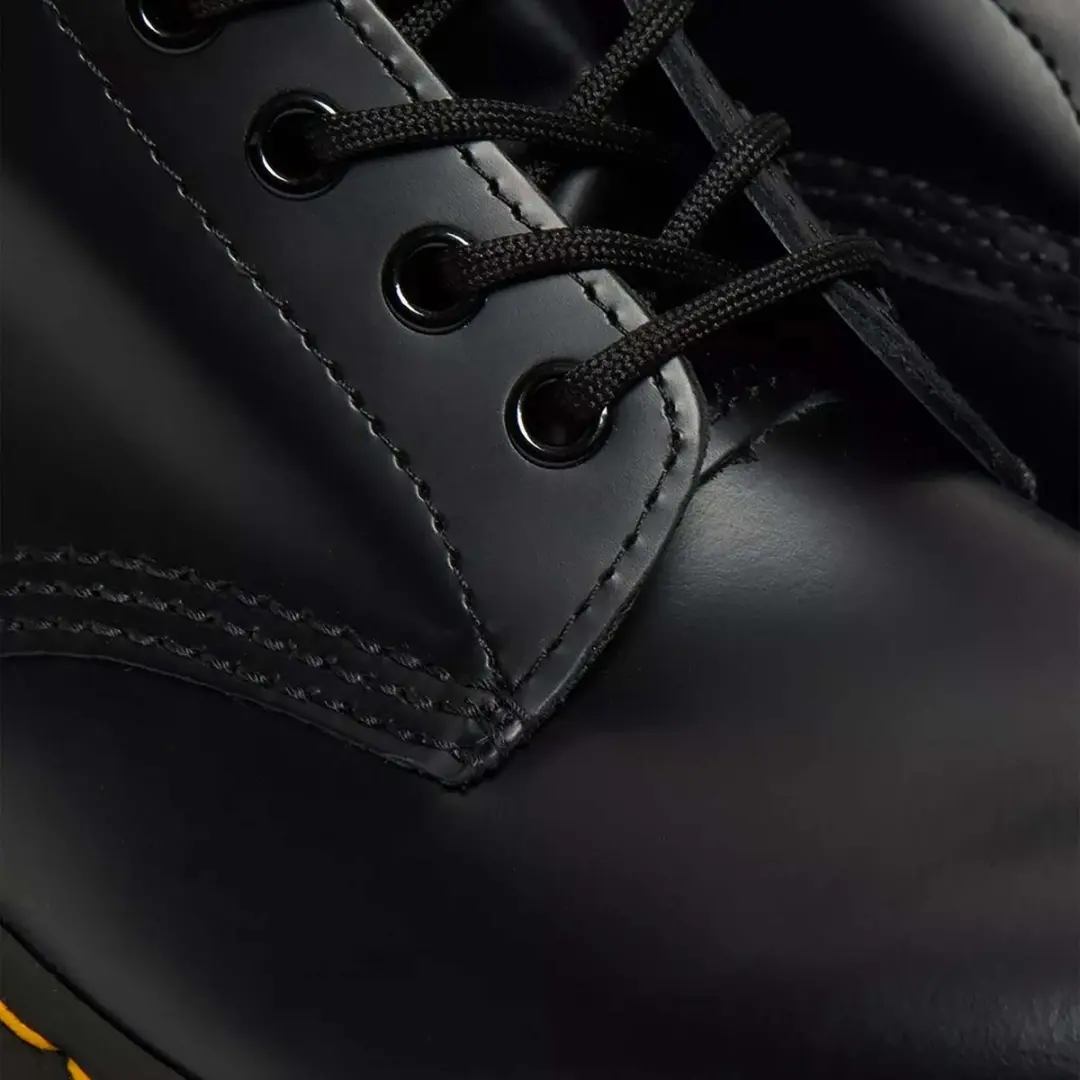 Dr. Martens 1460 Smooth Veterboots - Maat 36 - afbeelding 2 van 6
