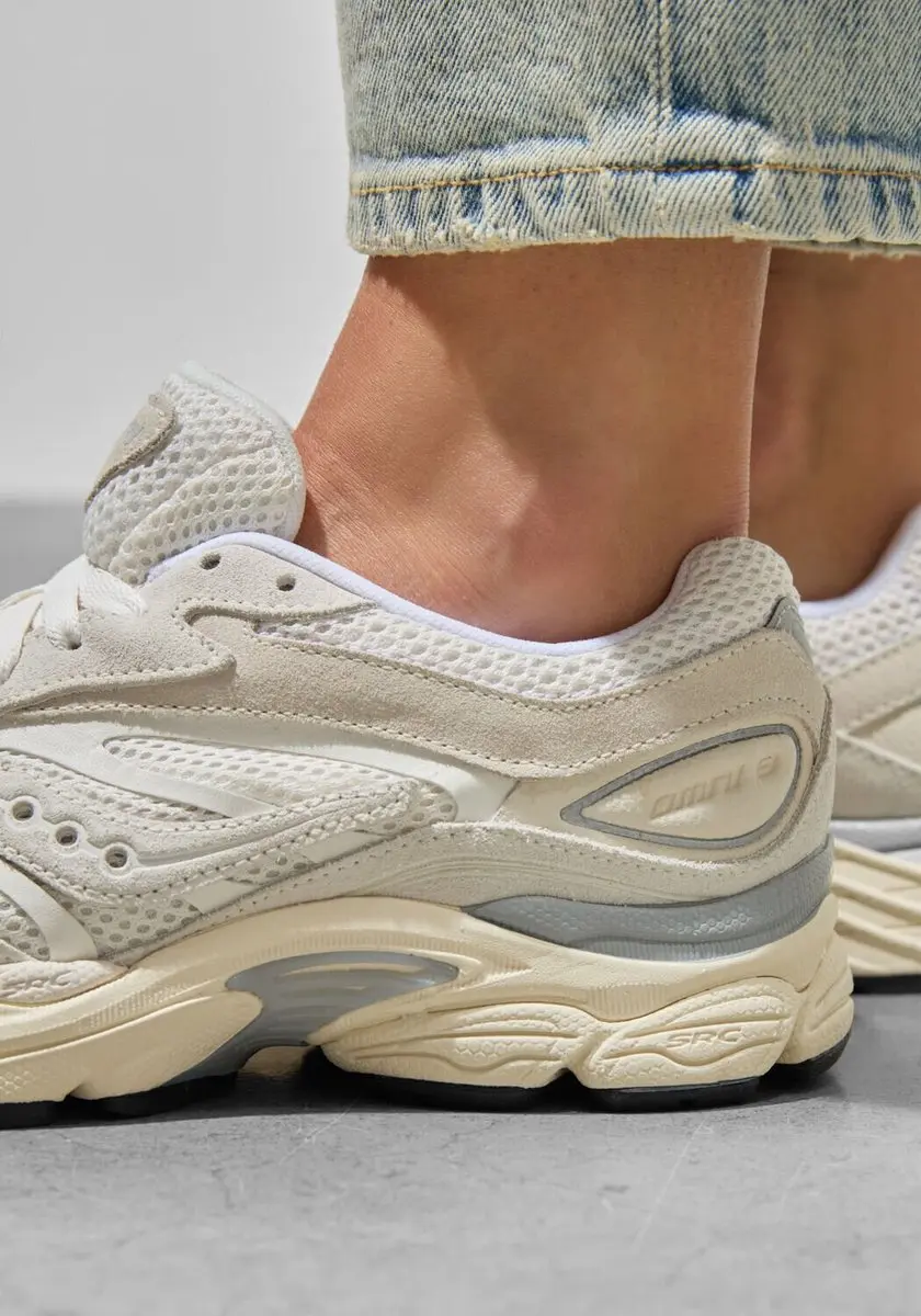 Saucony ProGrid Omni 9 Sneakers Heren - Wit - Maat 39