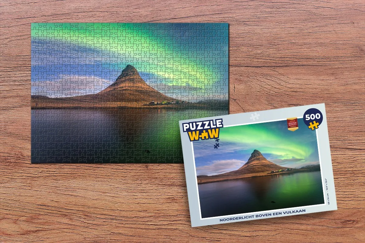 PuzzleWow Noorderlicht boven een vulkaan Legpuzzel 500 Stuks - Multicolor