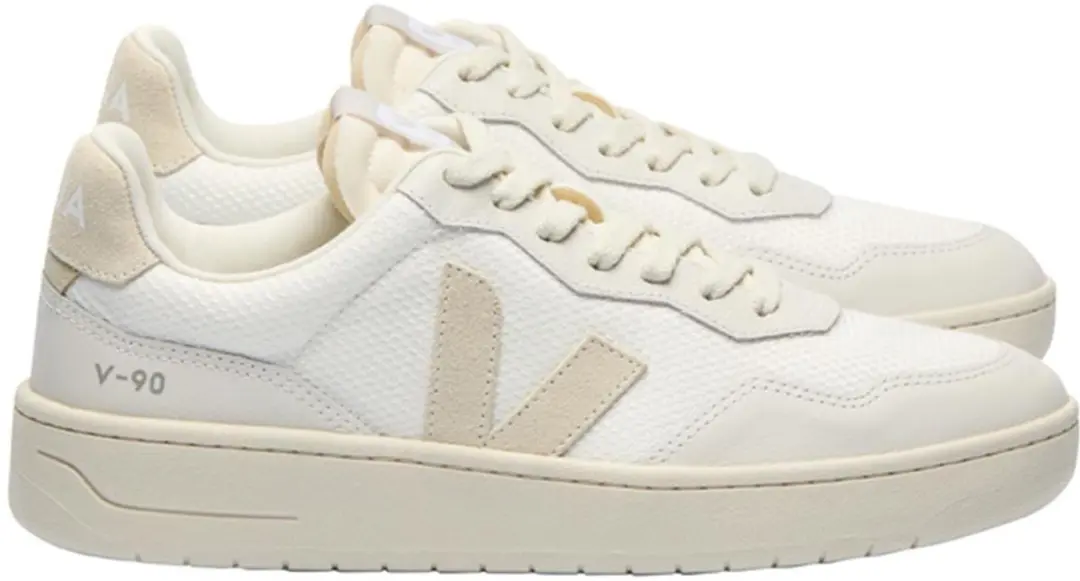 Veja Womens V-90