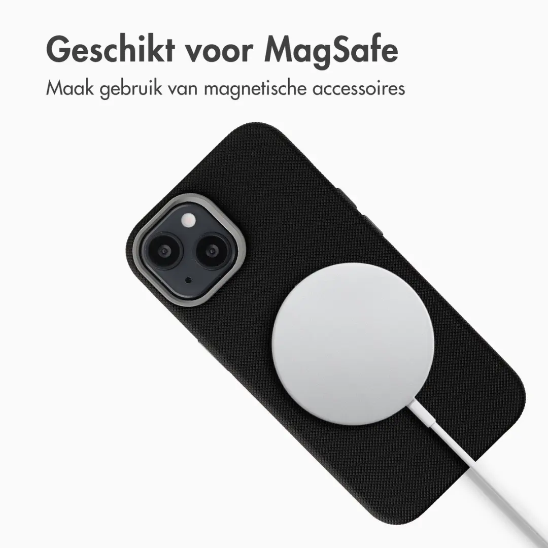 Accezz iPhone 15 MagSafe Hoesje - Zwart - afbeelding 2 van 6