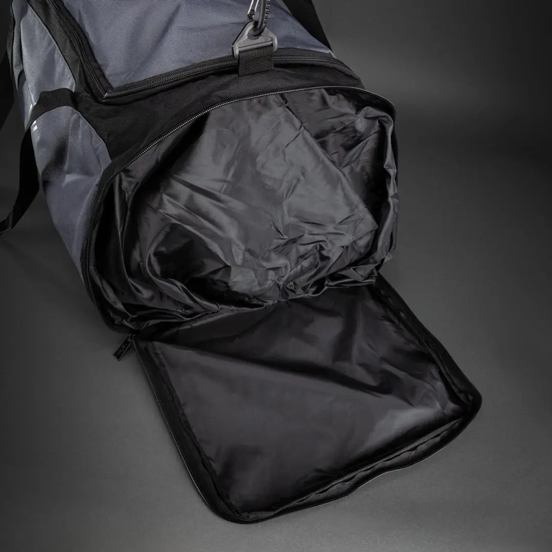 Venum Essential Sporttas 37L - Grijs/Zwart - afbeelding 6 van 6