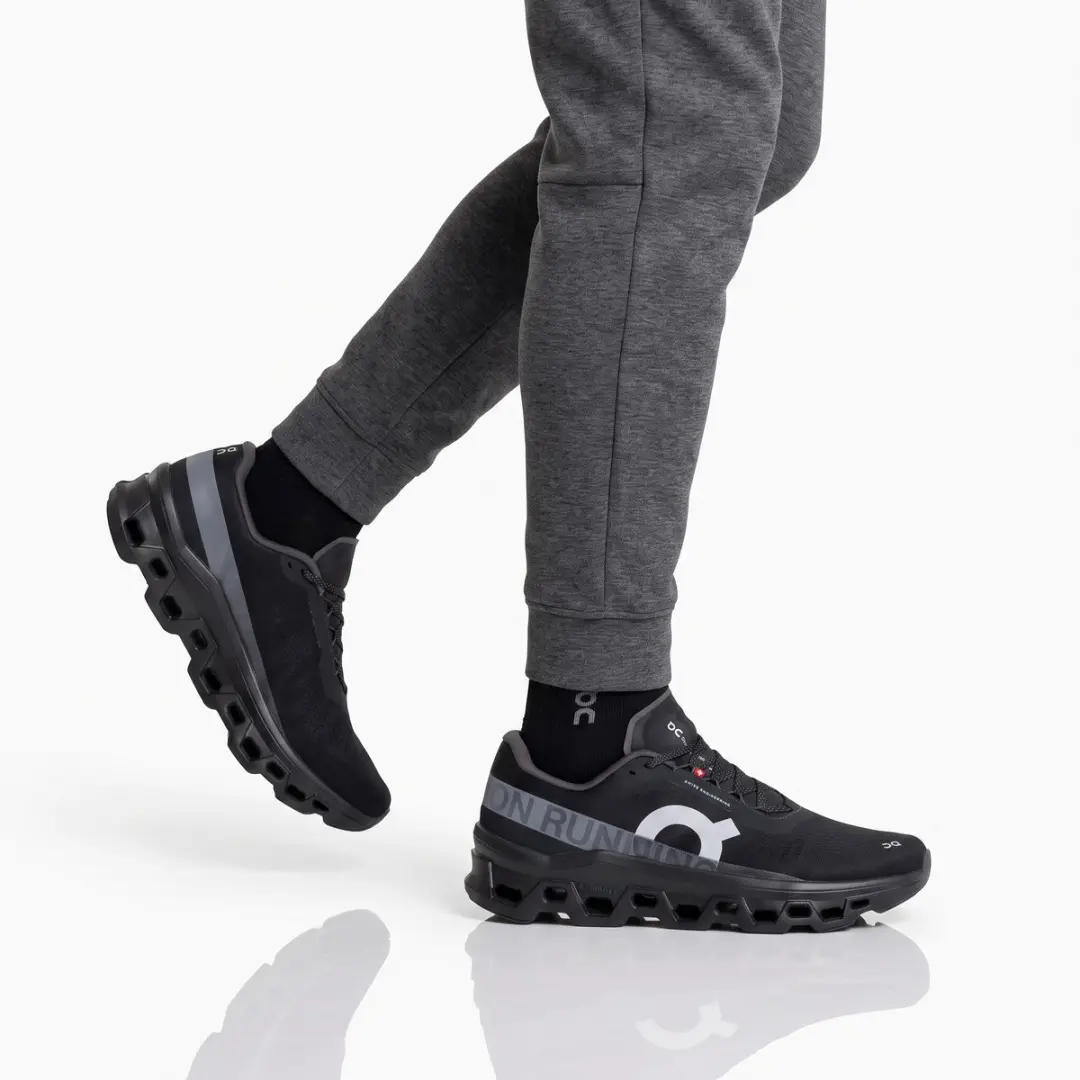 ON Running Cloudmonster 1 3MF30740553 Heren Sneakers - Zwart - afbeelding 2 van 6