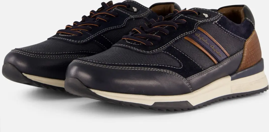 Australian Filmon Sneakers