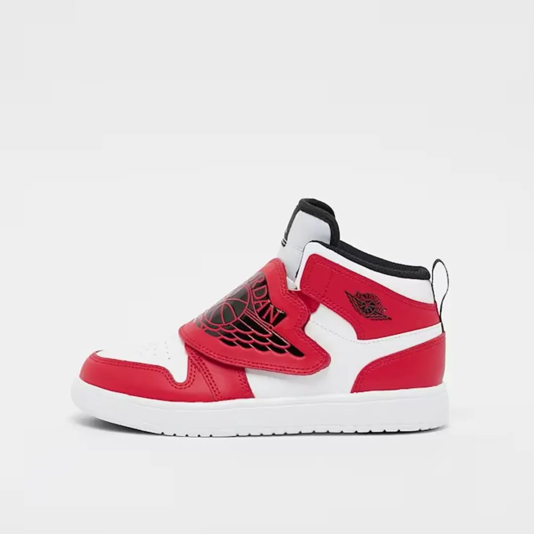 Nike Sky Jordan 1 Maat 35