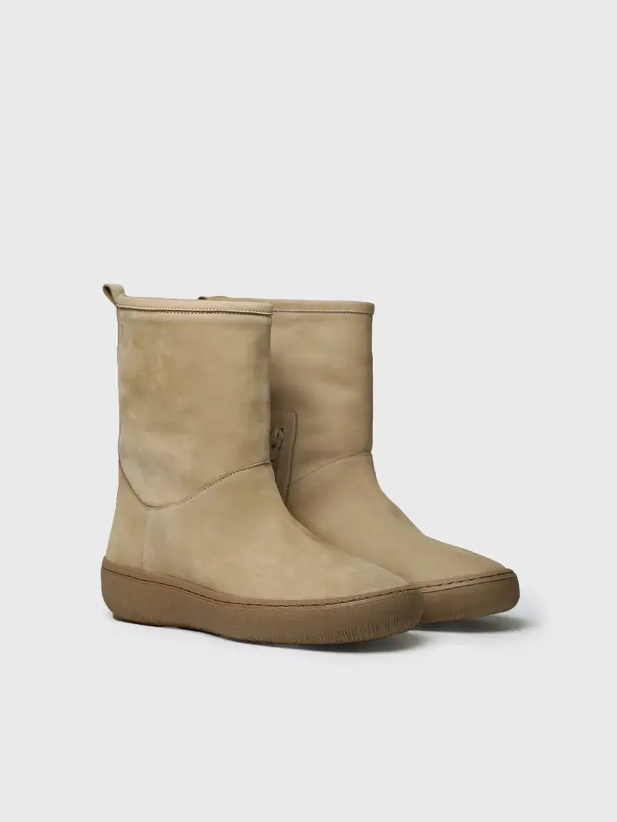 Dames enkellaarsjes van nubuck leer