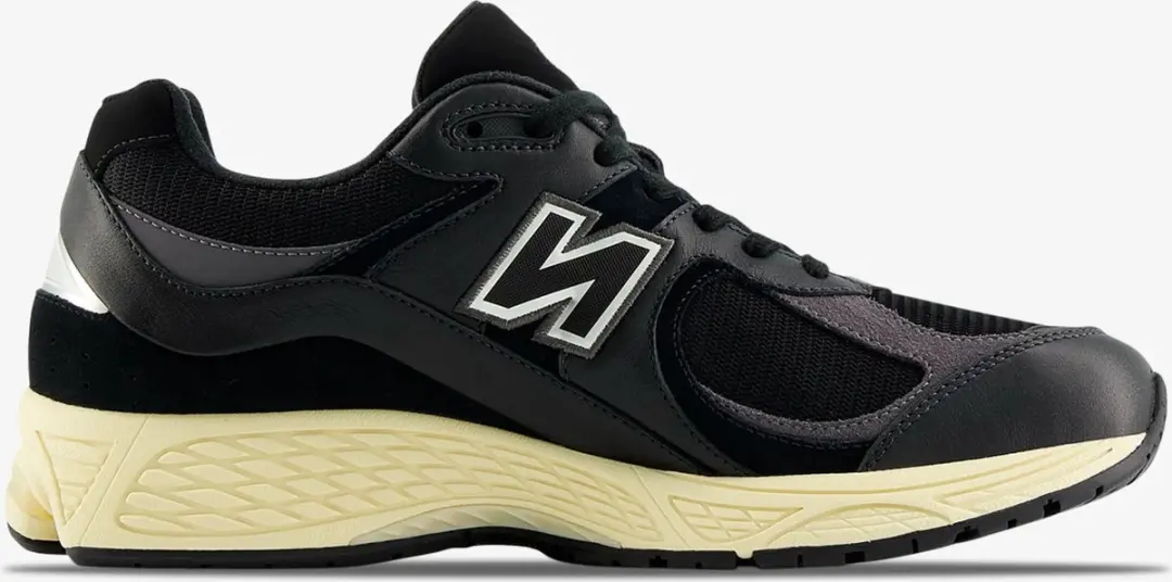 New Balance M2002RIB Sneakers