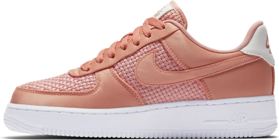 Nike Air Force 1 SE