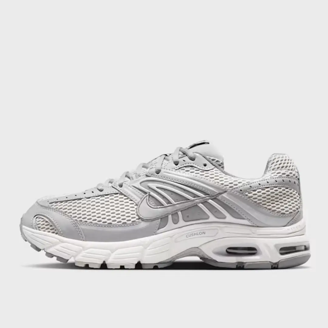 Nike Air Max Moto 2K Maat 45 Grey Silver
