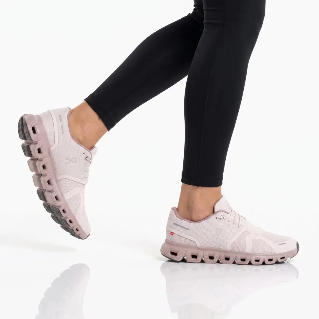ON Running Cloud 6 3WF10065444 Dames Sneakers - Roze - afbeelding 2 van 6