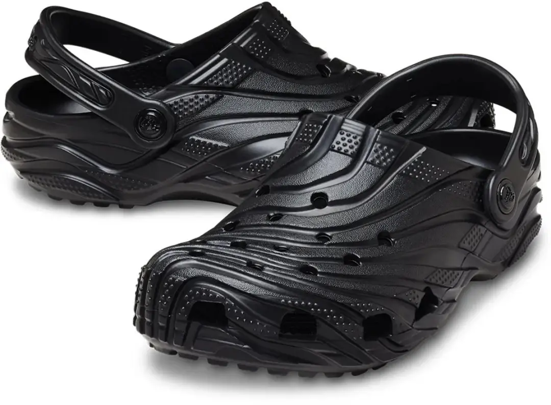 Crocs Classic Erosion Klompen - Zwart EU 41-42