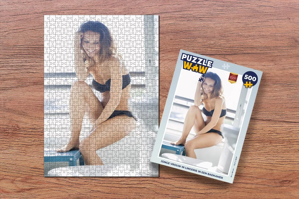 PuzzleWow Legpuzzel Jonge vrouw in lingerie 500 Stuks - Multicolor