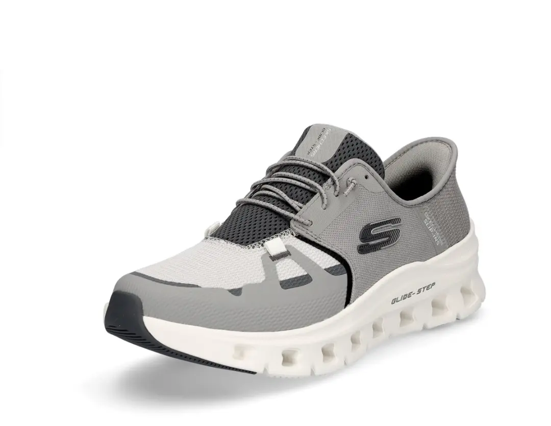 SKECHERS