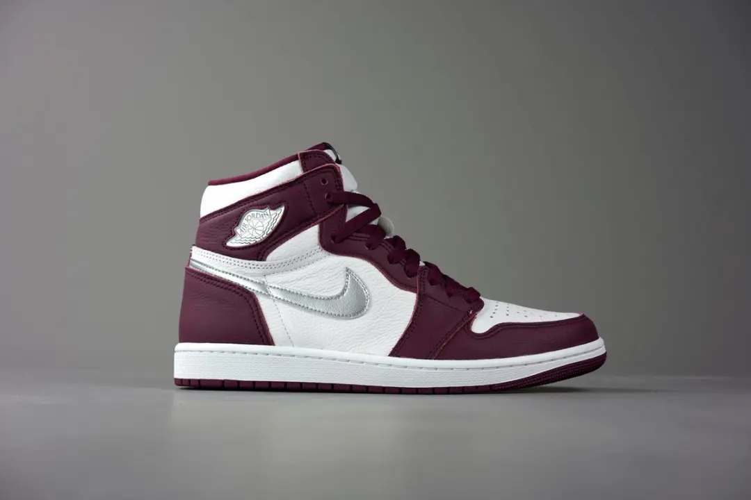 Air Jordan 1 Retro High OG 'Bordeaux'