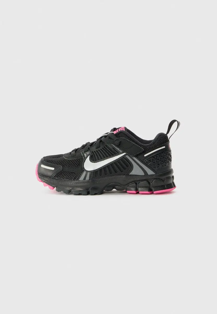 Nike Vomero 5