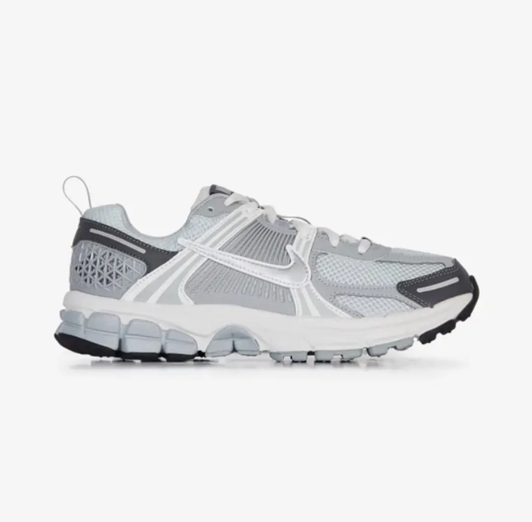 Nike Vomero 5