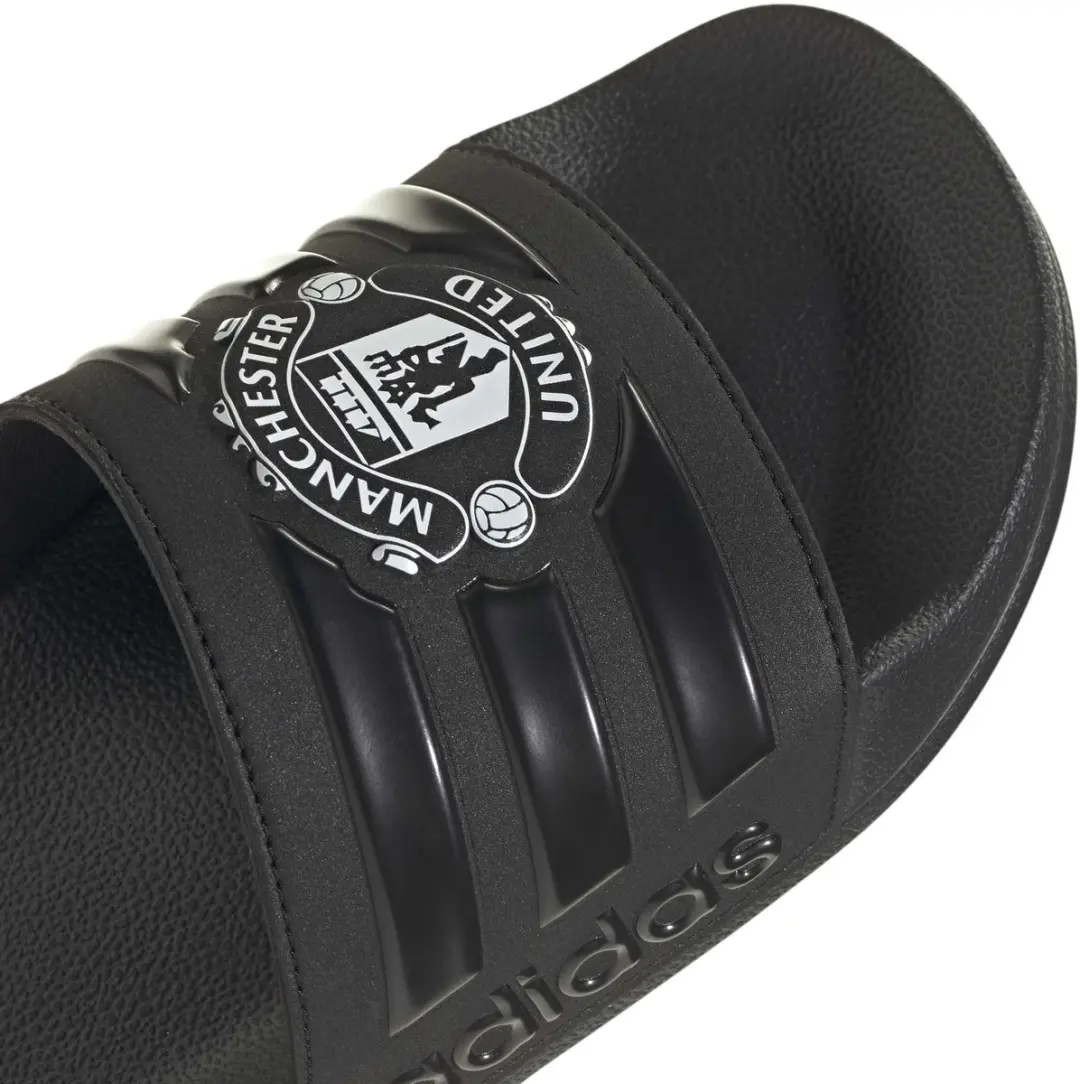 adidas Manchester United Adilette Badslipper 39 - Zwart