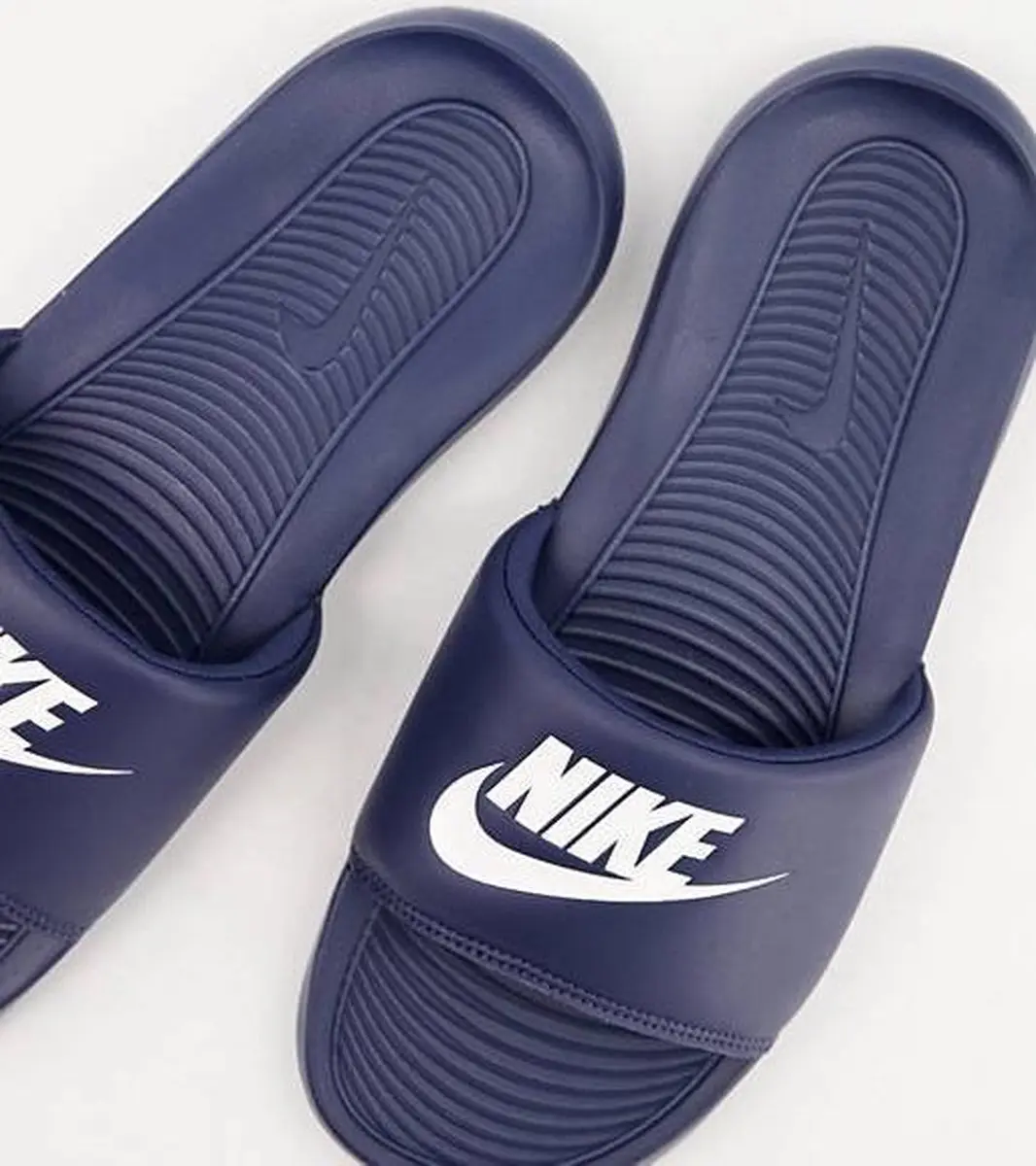 Nike Victori One Badslipper Heren CN9675-401