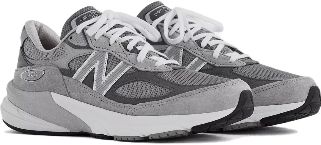 New Balance 990v6