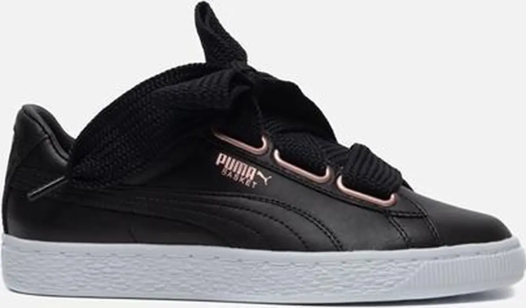 Puma Basket Heart sneakers zwart