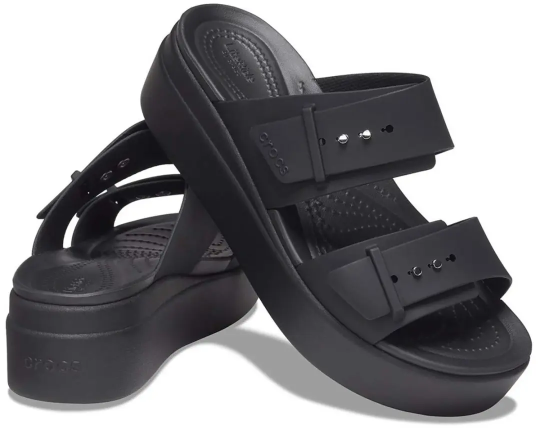Crocs Brooklyn Low Wedge Sandal - Slides - Zwart