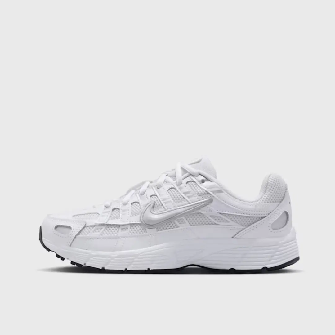 Nike P-6000 Wit maat 33.5