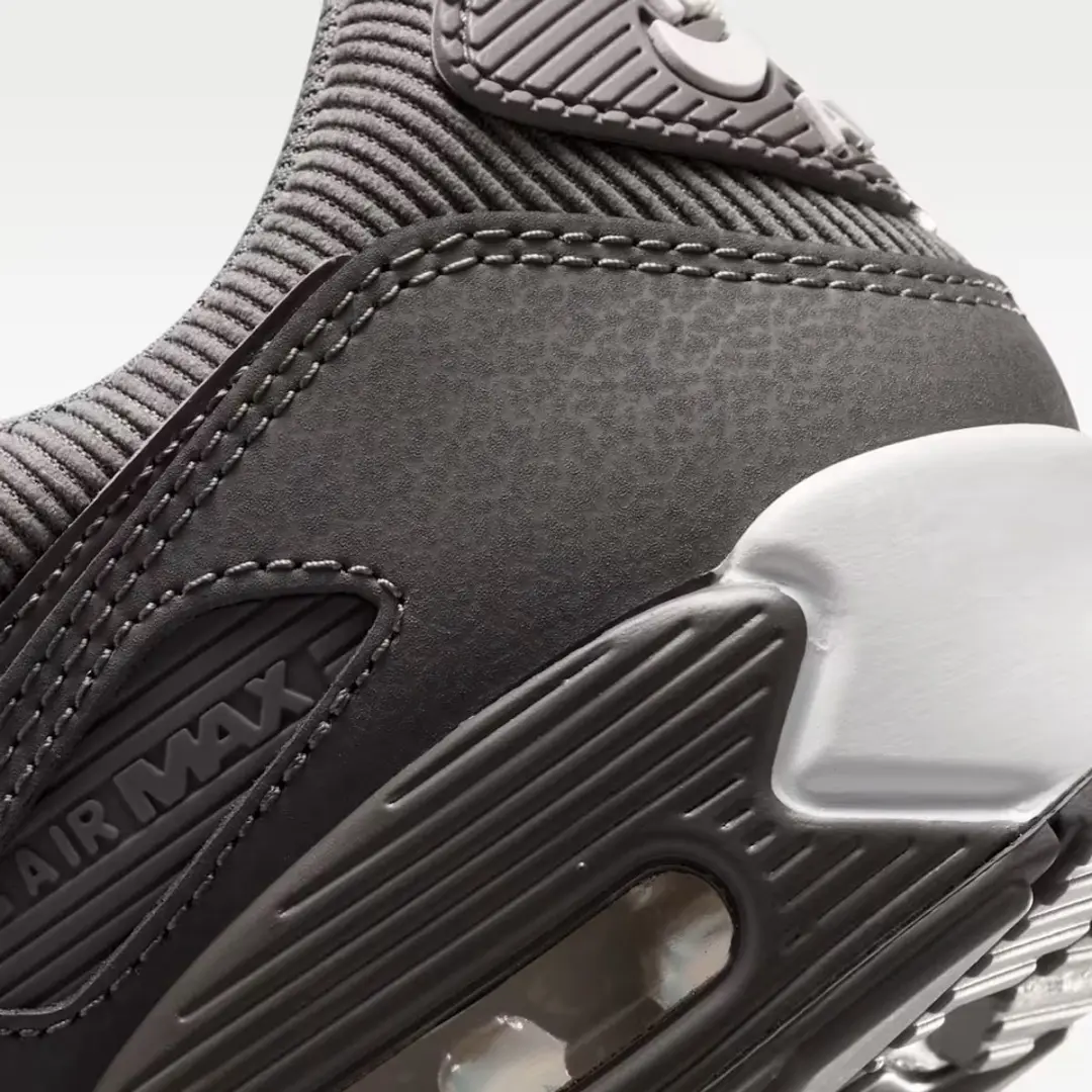 Nike Air Max 90 - Bruin - Maat 39 - afbeelding 5 van 6