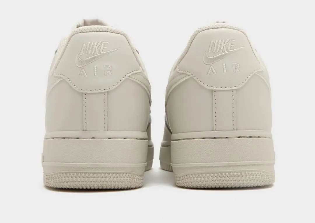 Nike Air Force 1 '07 Light Bone Sneakers - Maat 40