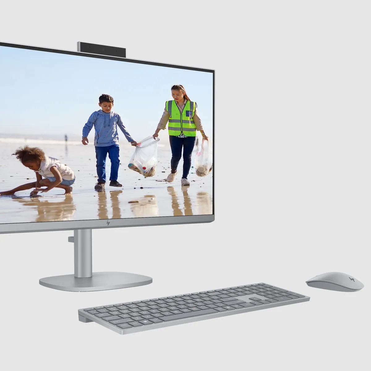 HP OmniStudio X 32-c0091nd All-in-One PC - 32GB RAM 2TB SSD RTX 4050 - Zilver