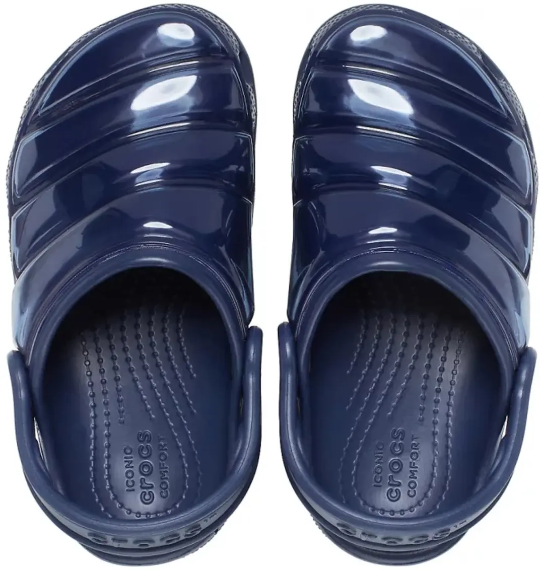Crocs Classic Neo Puff Clog Navy Maat 34/35 US J3