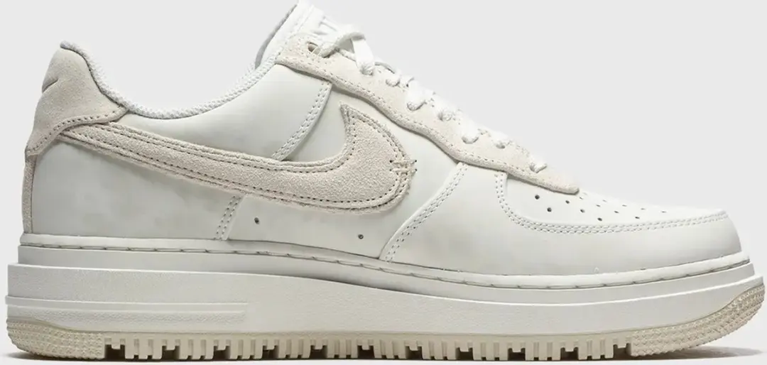 Nike Nike Air Force 1 Low Luxe