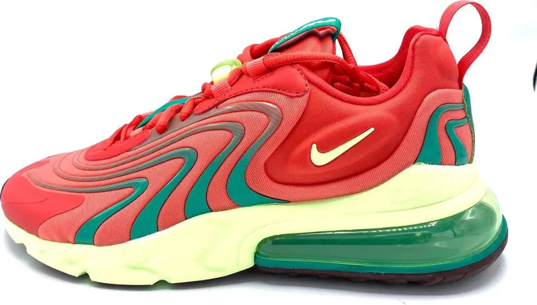 Nike Sneakers Nike Air Max 270 React ENG Maat 42.5