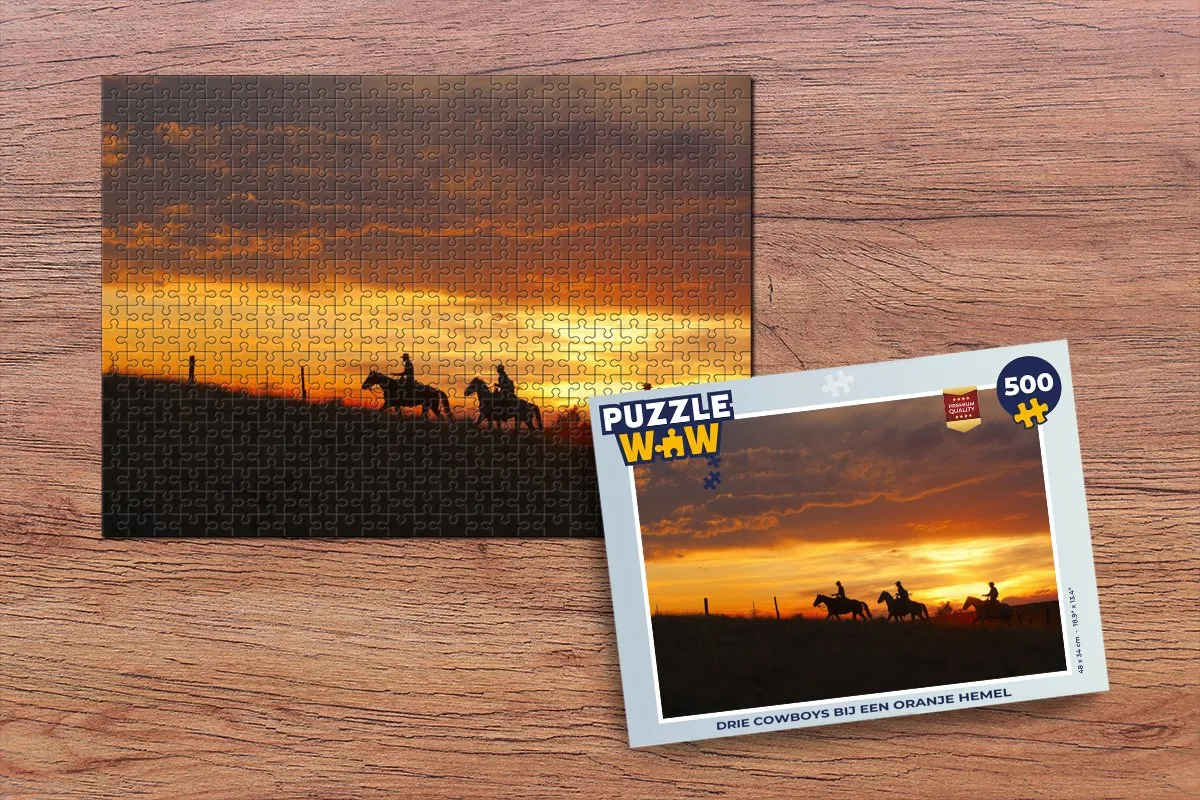 PuzzleWow Legpuzzel Drie Cowboys bij een Oranje Hemel 500 Stuks - Multicolor