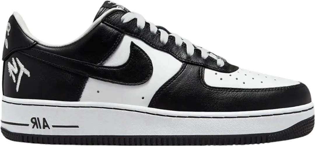 Nike Air Force 1 Low QS Terror Squad Blackout (Maat 44 / US 10)