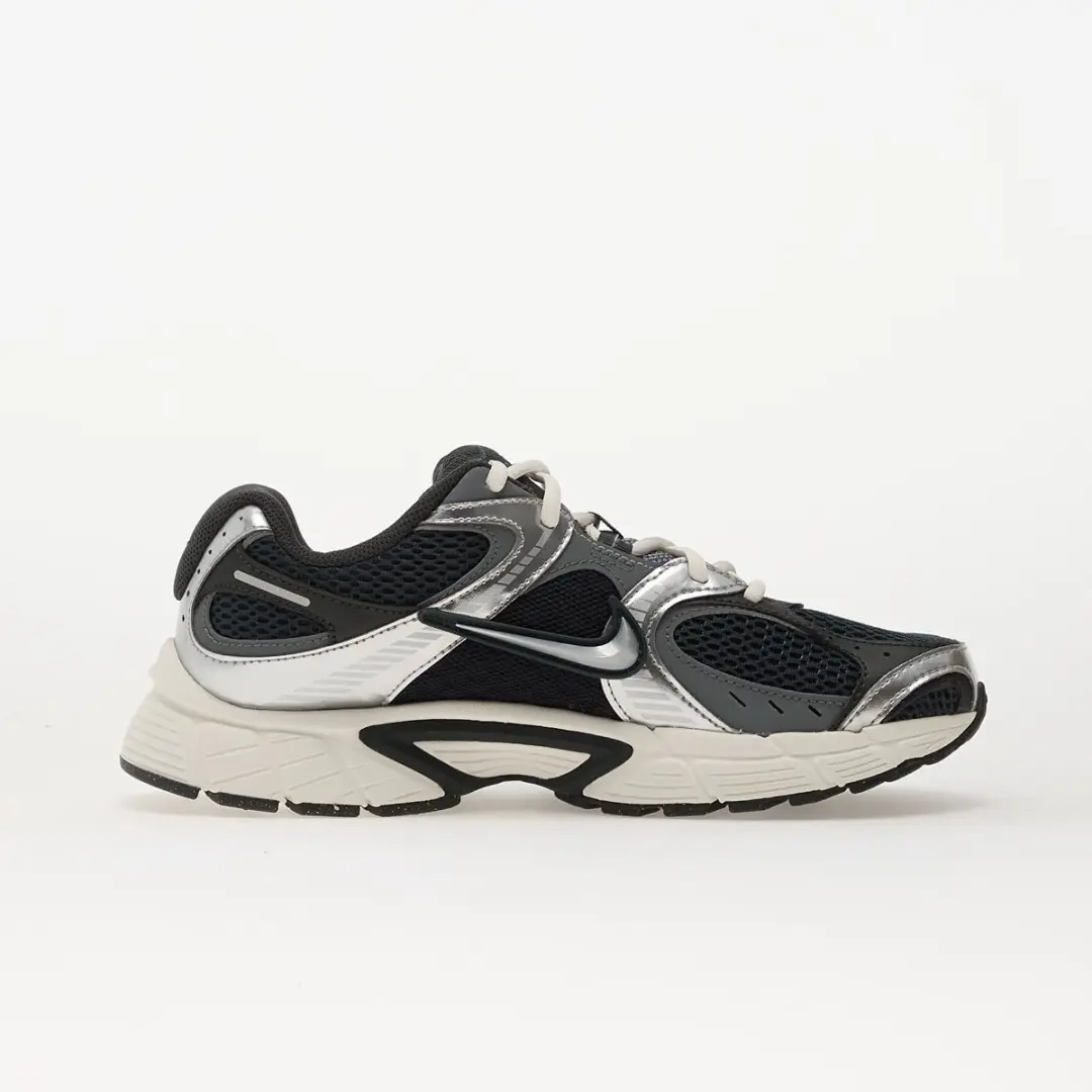 Nike V5 RNR