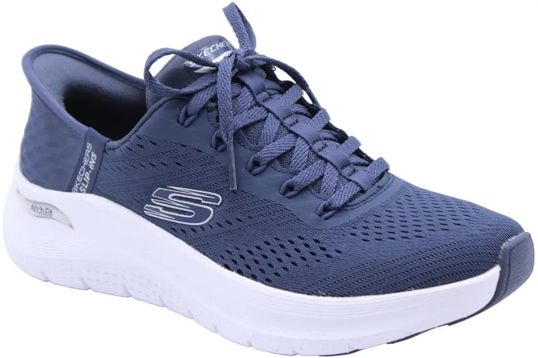 Skechers