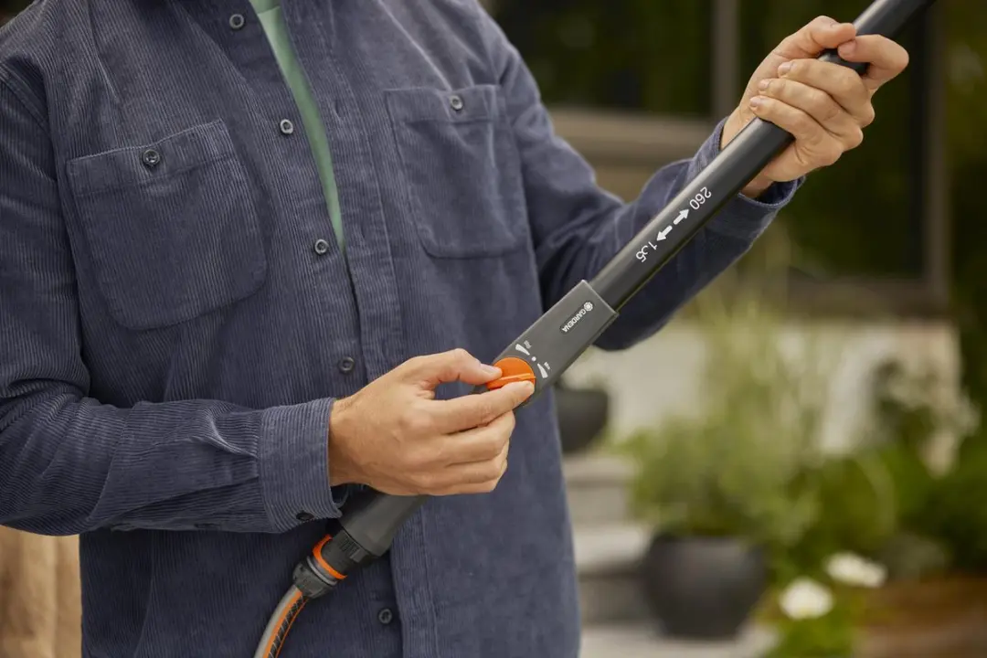 Gardena Cleansystem Telescopische Watersteel M-XL 155-260cm - afbeelding 2 van 6