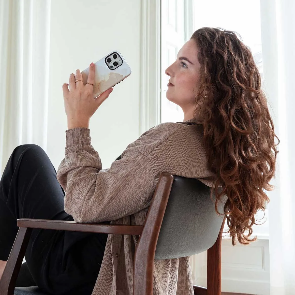 Selencia Hoesje Samsung Galaxy A55 - Marble Light Brown