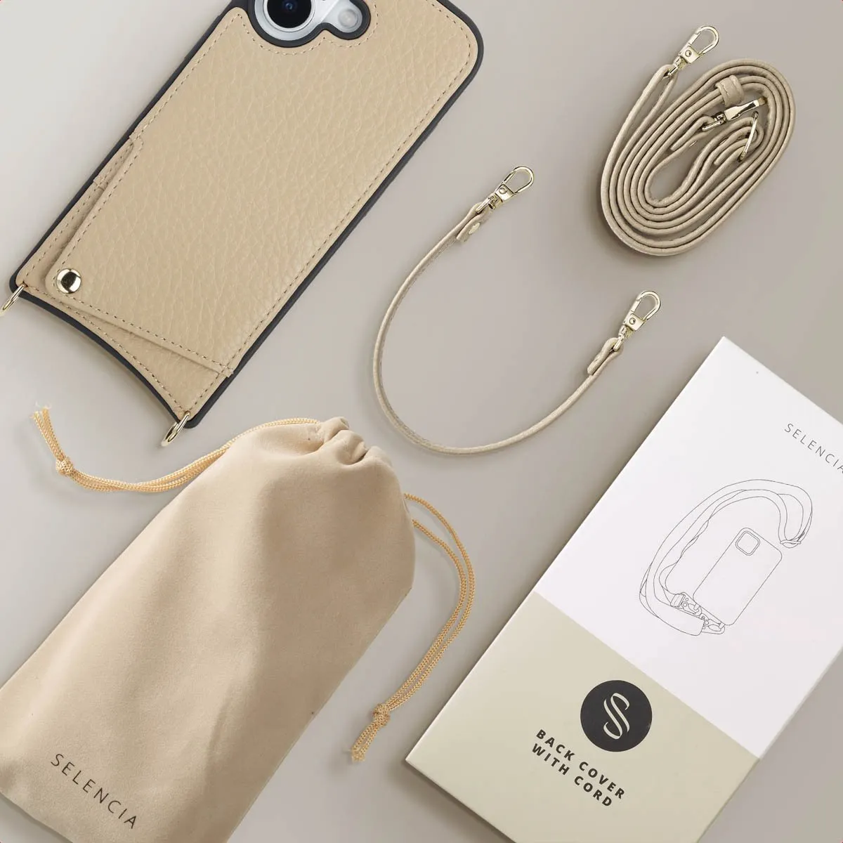 Selencia Hoesje iPhone 17 Backcover Beige - 2 Pasjes - afbeelding 6 van 6