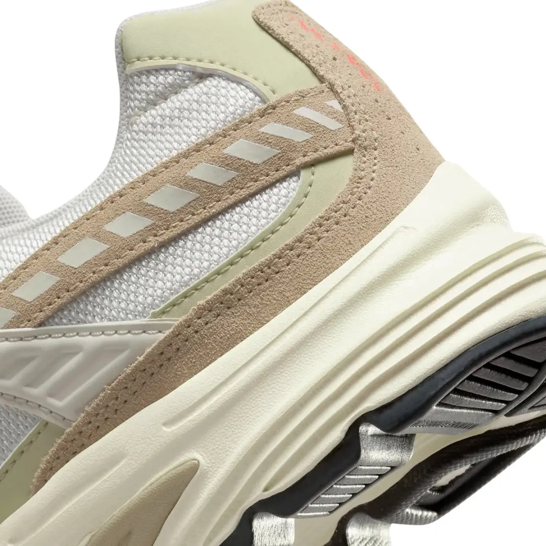 Nike Initiator Heren Sneakers HJ7683-072 - Off White