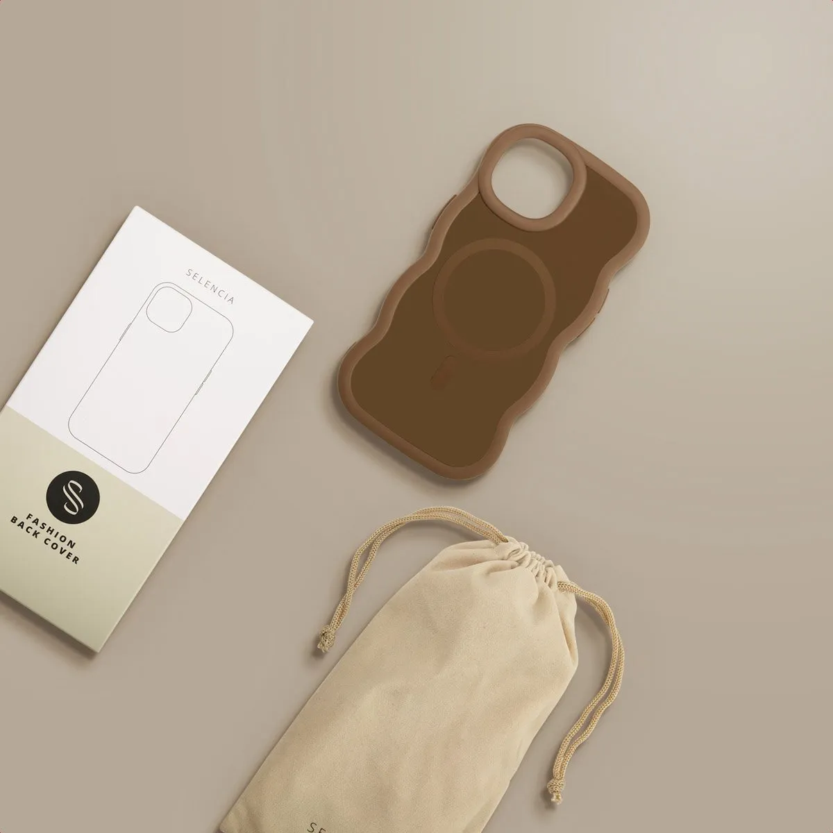 Selencia Wavy Case iPhone 15 - Mocha Brown