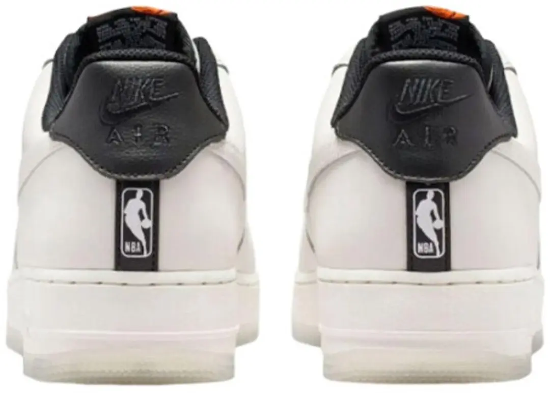 Nike Air Force 1 07 IQ0293-030 Sneakers - Wit