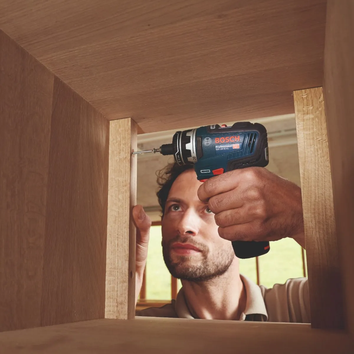 Bosch Professional GSR 12V-35 FC Schroefboormachine - 2x Accu 3.0Ah - 20 Stuks - afbeelding 6 van 6