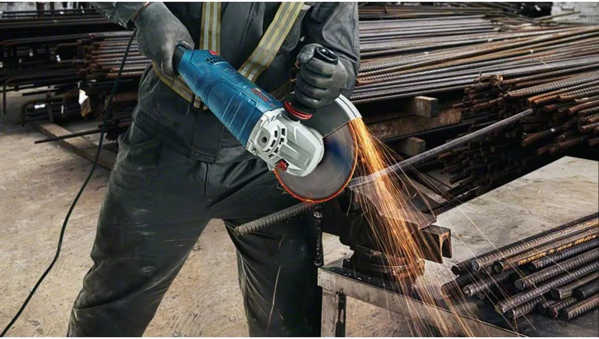 Bosch Professional GWS 24-230 PZ Haakse Slijper 2400W
