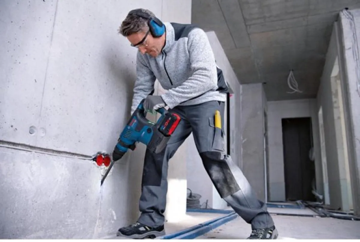 Bosch Professional GBH 18V-34 CF Boorhamer - 2x Accu - Koffer - afbeelding 6 van 6