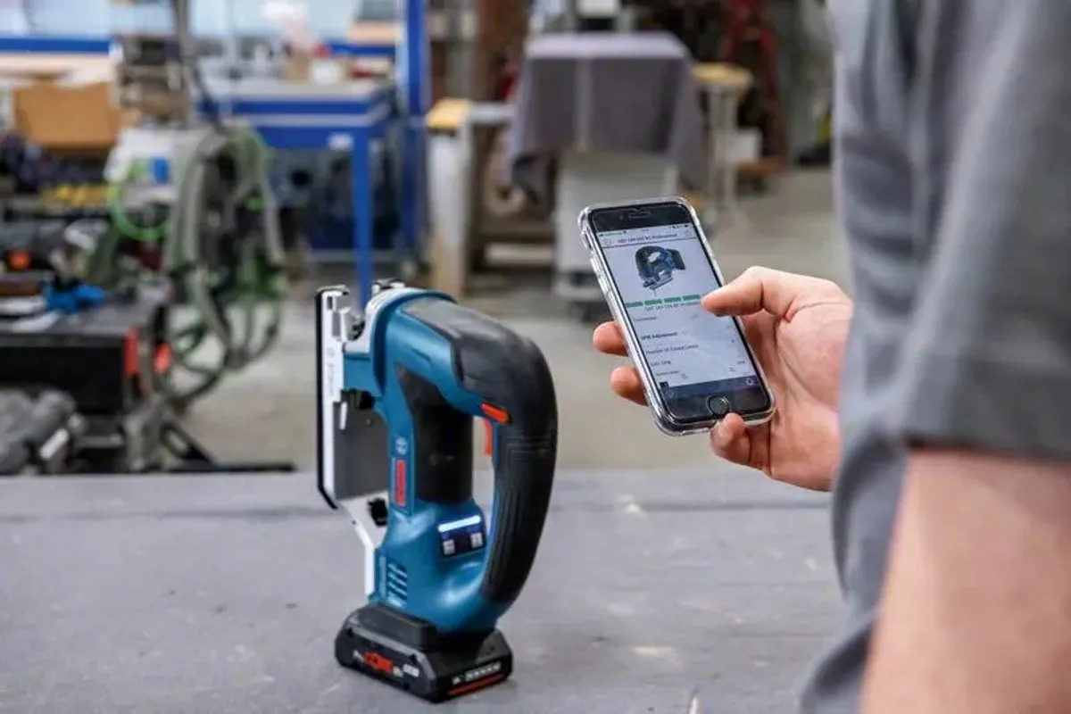 Bosch Professional GST 18V-155 BC Decoupeerzaag - 2x 4.0Ah Accu